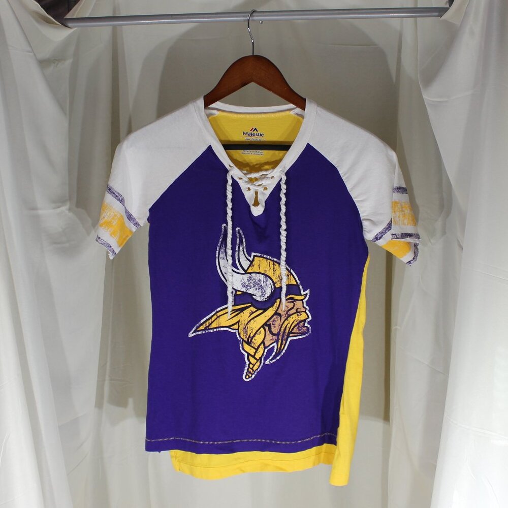 Women's Majestic Minnesota Vikings Short Sleeve Lace Up T-Shirt - Size S